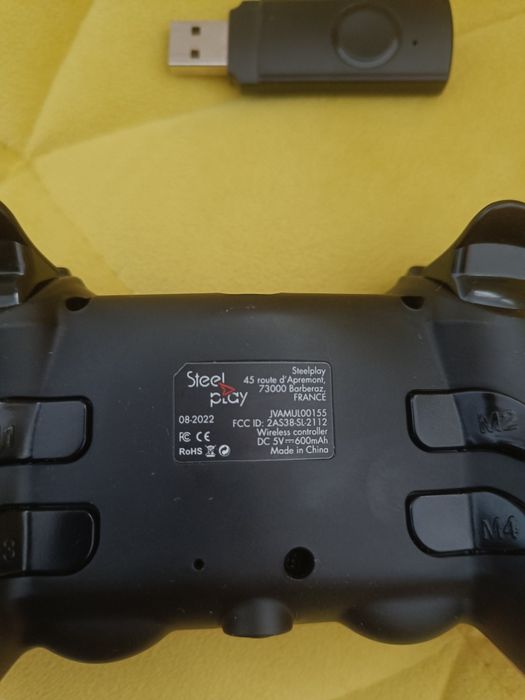 bezprzewodowy kontroler Steelplay do PS4 i PC – złoty

Sprzed