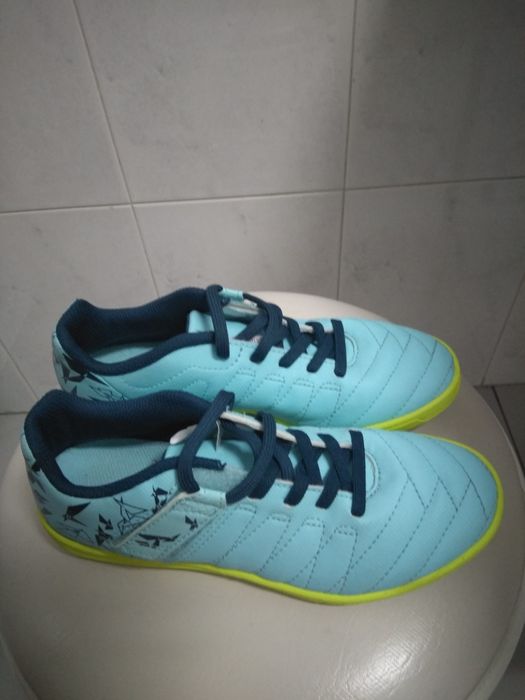 Sapatilhas de Futsal Kipsta Criança