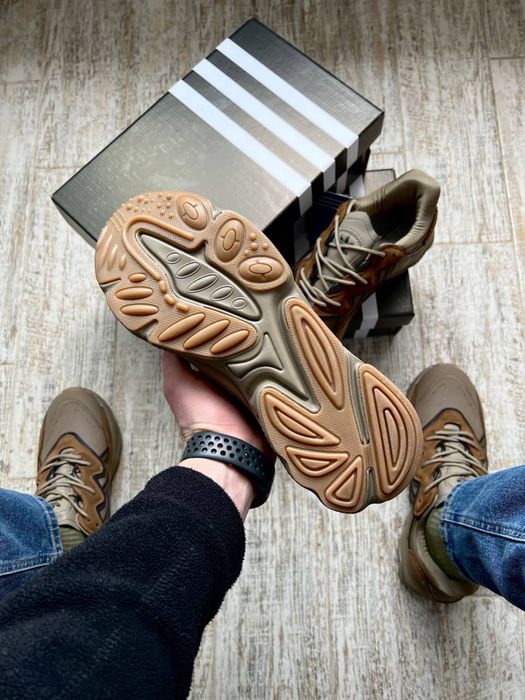 Adidas Ozweego Khaki & Brown