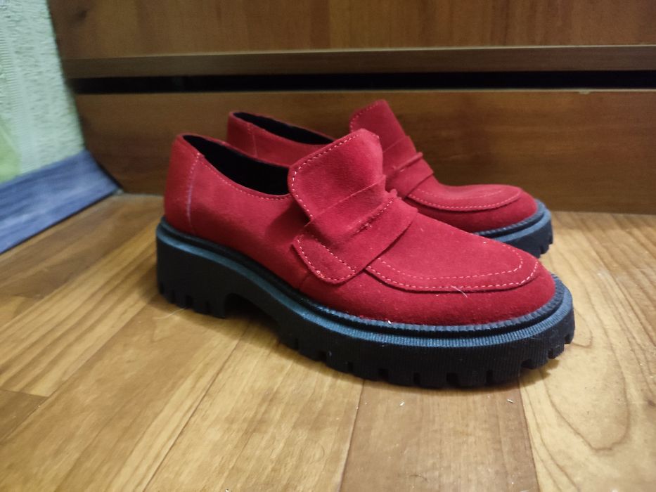 Туфлі лофери жіночі 36р.