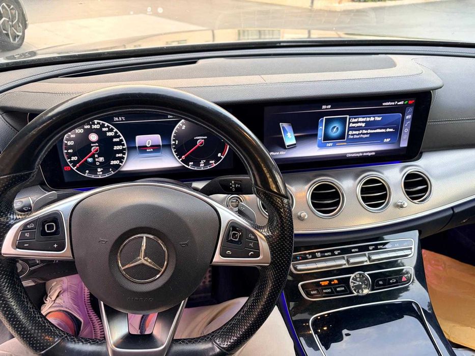 Mercedes-Benz E 220 d AMG 4-Matic / Revisões Mercedes