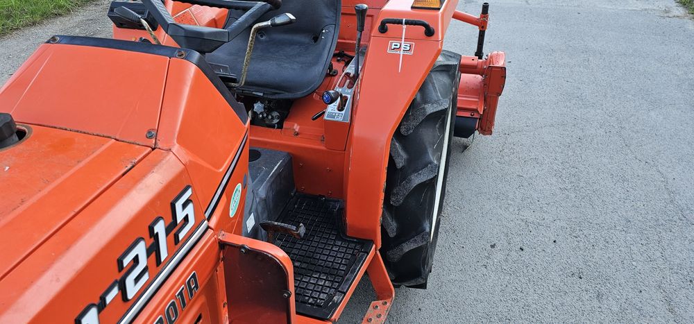 Kubota L1 215 мінітрактор Трактор Японський
