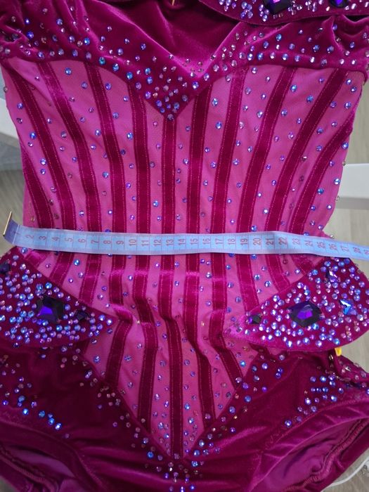 Купальник для художньої гімнастики