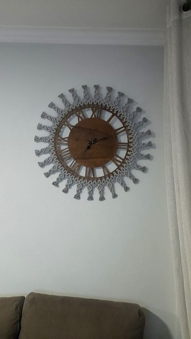 Relógio em macramé