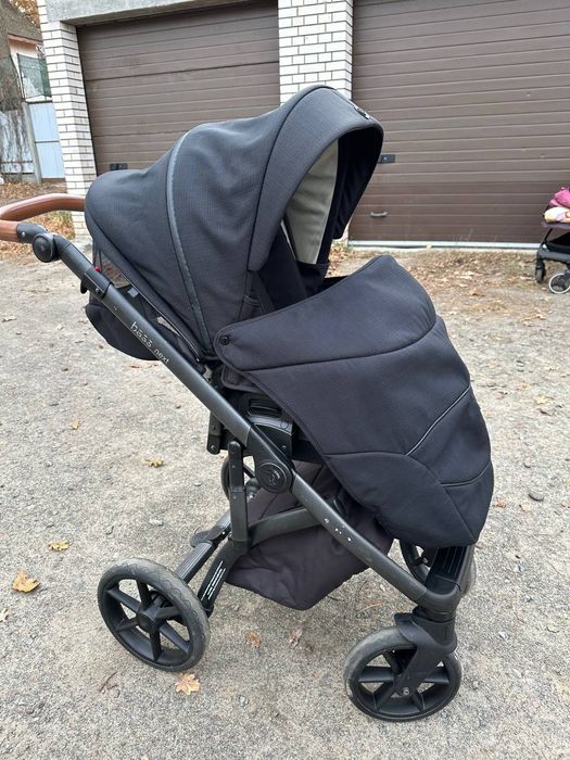 Коляска Roan Bass Next, в гарному стані