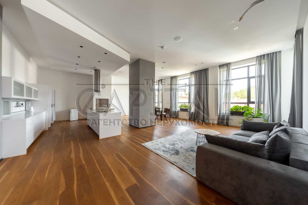 Ексклюзивна  VIP Резиденція свій парк, озеро, Обухівський район