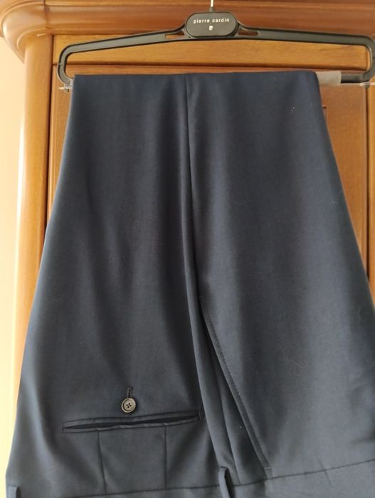 Sprzedam garnitur męski Pierre Cardin