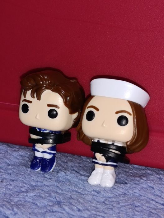 Дивні дива фігурки