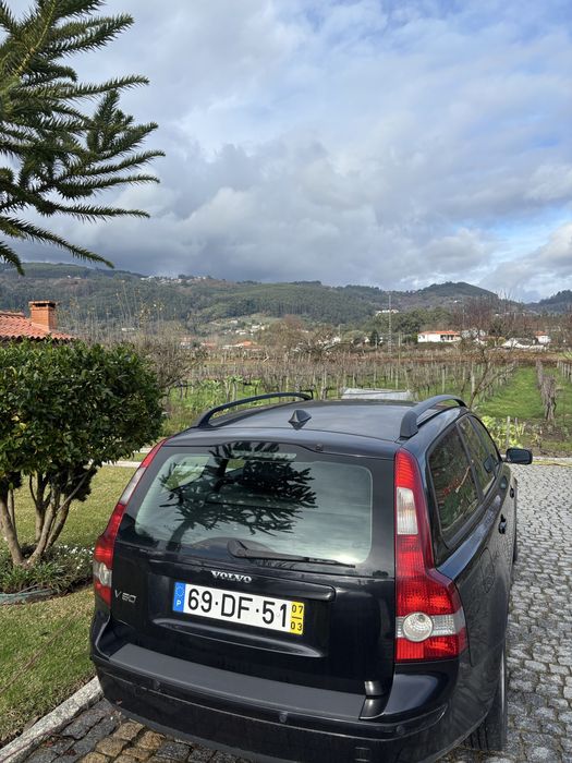 Volvo v50 - diesel - 2007 - selo antigo
