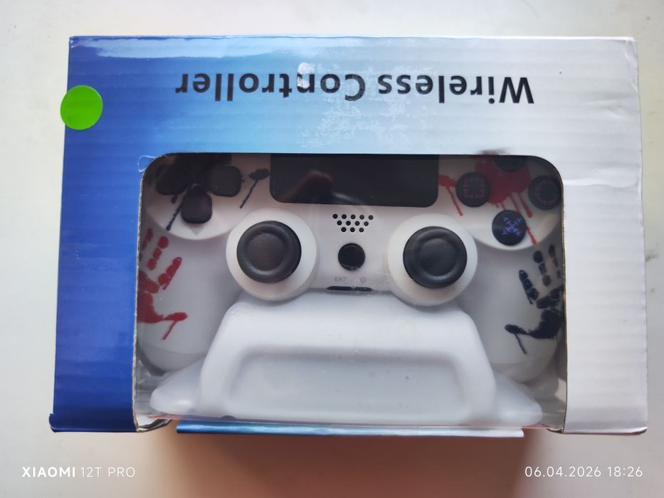 Продам джойстик на Sony PS4