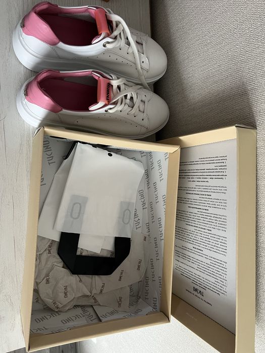 Кросівки ( шкіра)