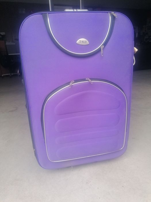 Vendo mala  de viagem mala frigorífica elétrica  e geladeira