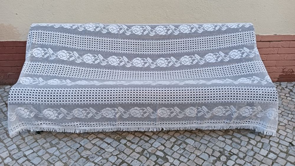 Toalha de mesa en renda de croché filé