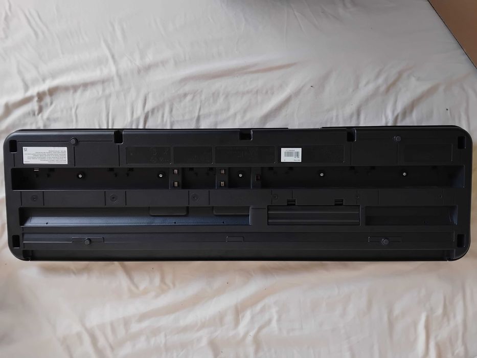 Piano teclado YAMAHA PSR-F52