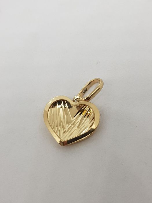 Złoty wisiorek serduszko złoto 585