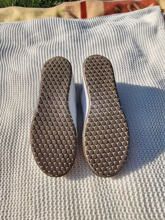 Buty sneakersy białe rozm. 38