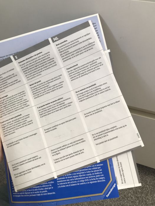 Puzzle sferyczne z podstawką