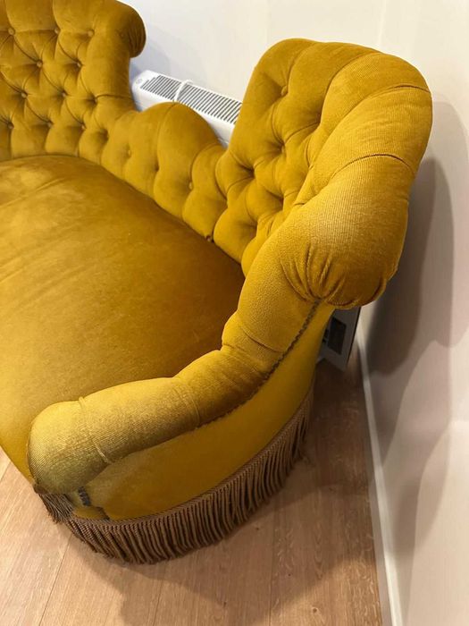 Poltrona senhorinha antiga