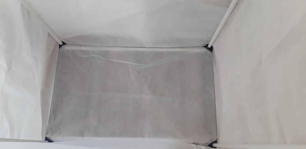 Roupeiro em tecido - Rayen - como novo