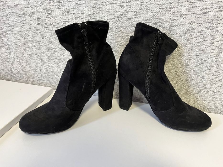 Черевики на підборах