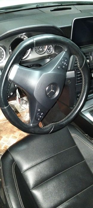 Vendo volante de Mercedes  como novo