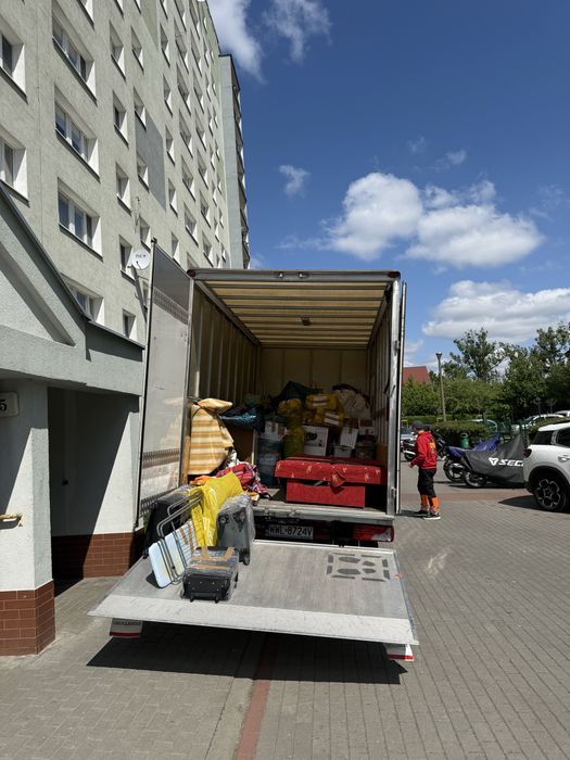 Przeprowadzki  Schodołazy Bagażówki Transport Auto z windą Bydgoszcz