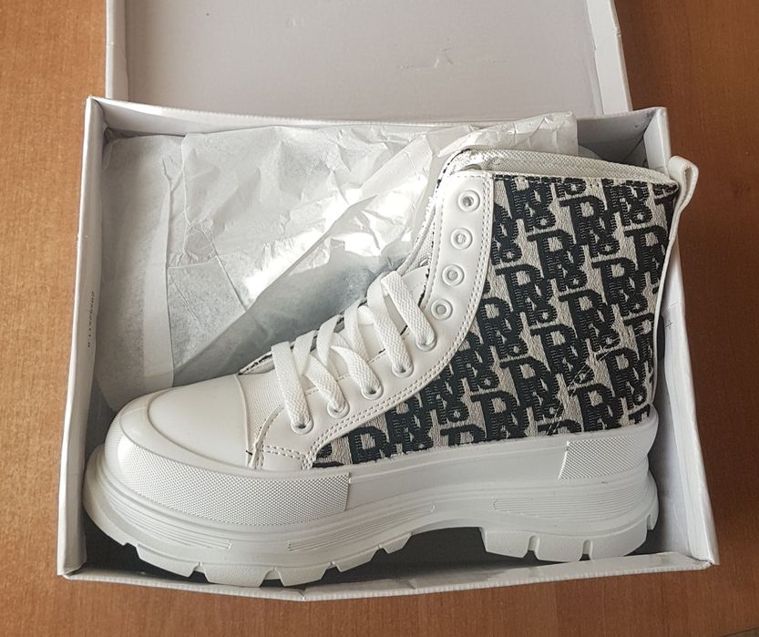 Super buty rozm 38 wkl 24 24.5 snikersy