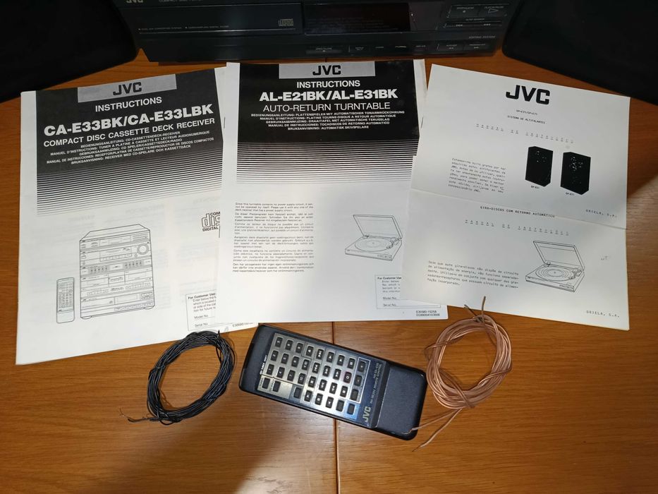 Conjunto Vintage JVC CA-E33LBK (Para Peças/Restauro) + Colunas SP-E35BKE