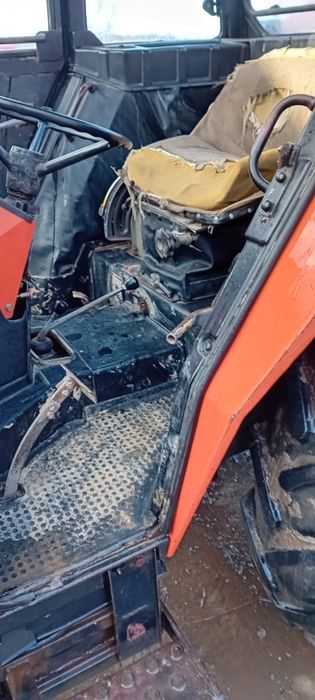 Massey Ferguson 255