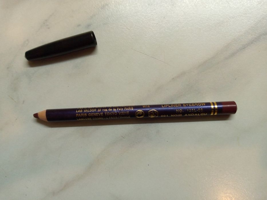 Карандаш косметический 3х1 для глаз, губ, бровей. lancome Франция