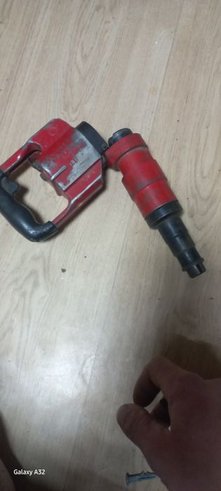 Продам строительный пистолет