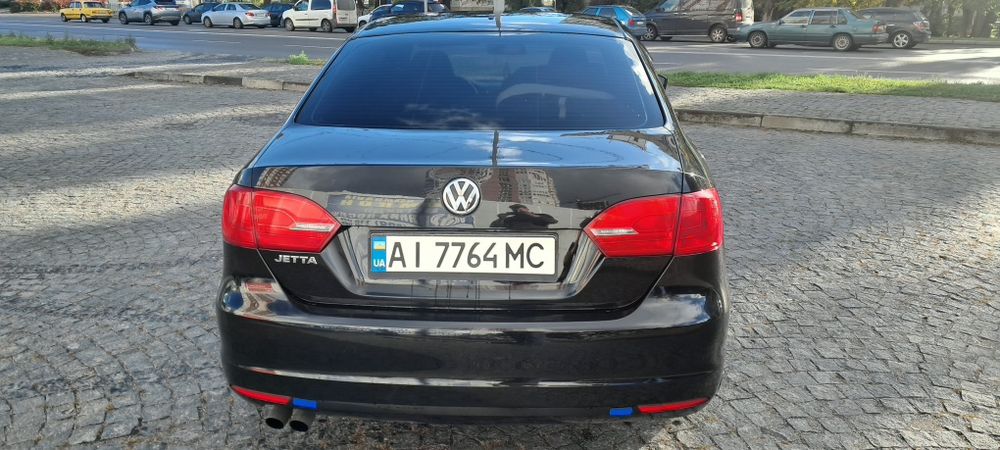 ПРОДАМ ДЖЕТА 2013р 2.0 газ-бензин