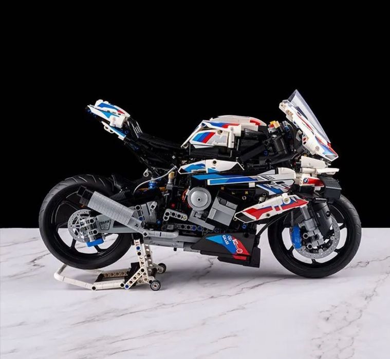 Конструктор BMW M 1000 RR Technic мотоцикл бмв