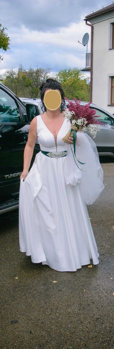 Suknia ślubna - sprzedam