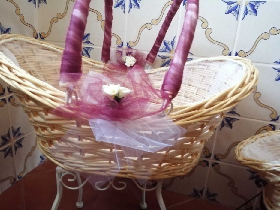 Cestos forrados a tule p/lembranças batizado e casamento