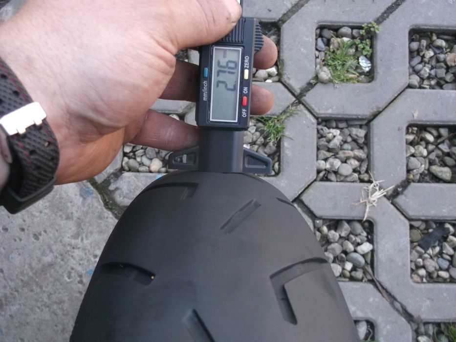 opona 120/70ZR17 Continental Conti Sport Attack 4 dot0323 2,7mm r17