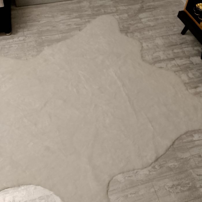 Шкура белый ковер 150х150 мех новая