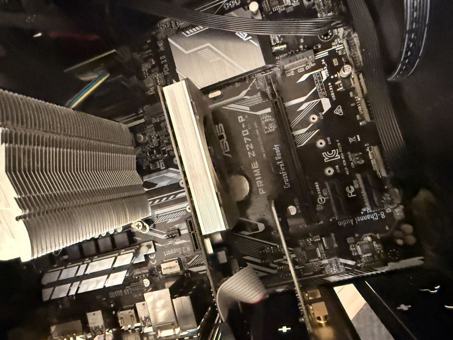 Готовий ПК + IPS монітор LG / Wi-Fi + Bluetooth / i5 / 16GB / SSD 256