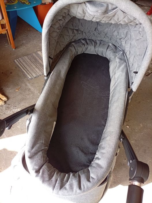 Carrinho bebé (3 em 1)