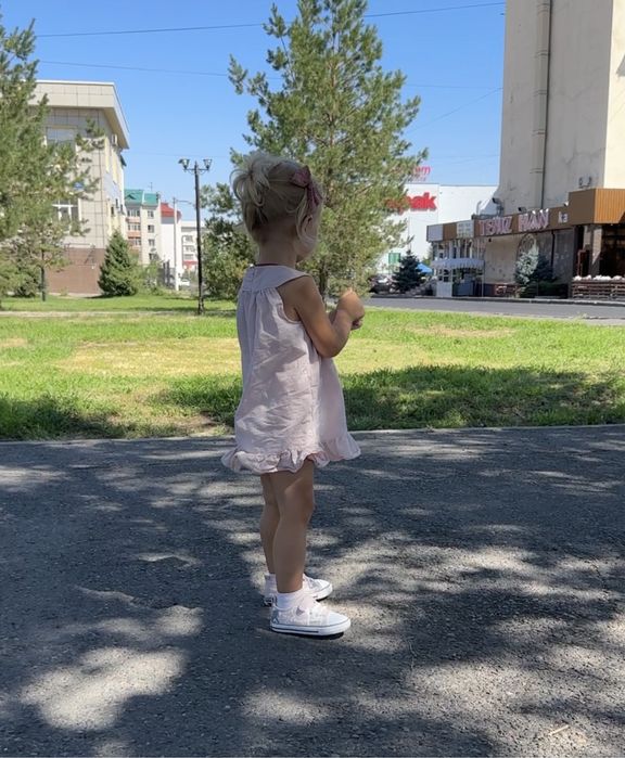 Плаття zara для дівчинки