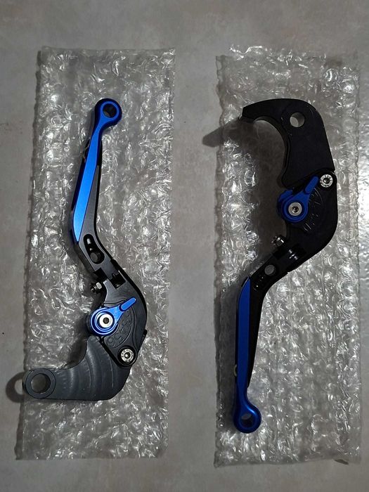 Par de Manetes Mota CNC Ajustáveis F-33 / Y-688 (Preto e Azul) - Novas
