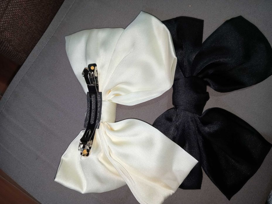 2 Jedwabne, duże kokardy do włosów + 100 tatuaży