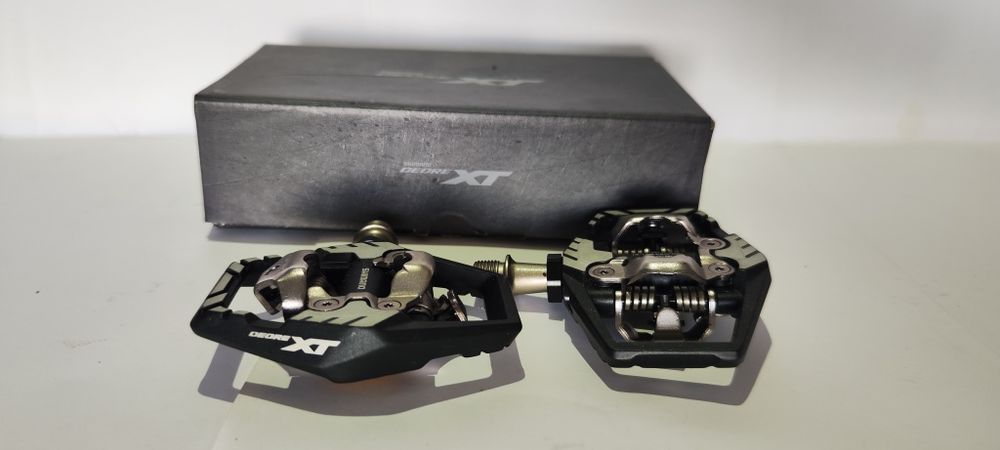Pedais Shimano XT plataforma