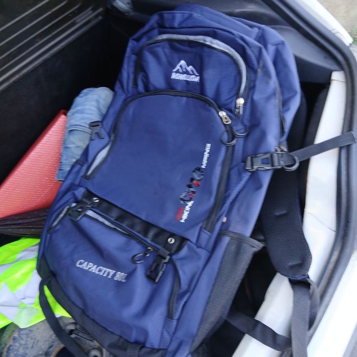 mochila em bom estado
