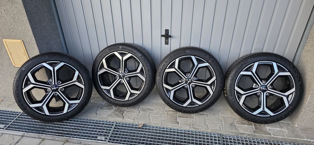 Oryginalne Koła Kia Niro R18!Opony letnie!Czujniki!