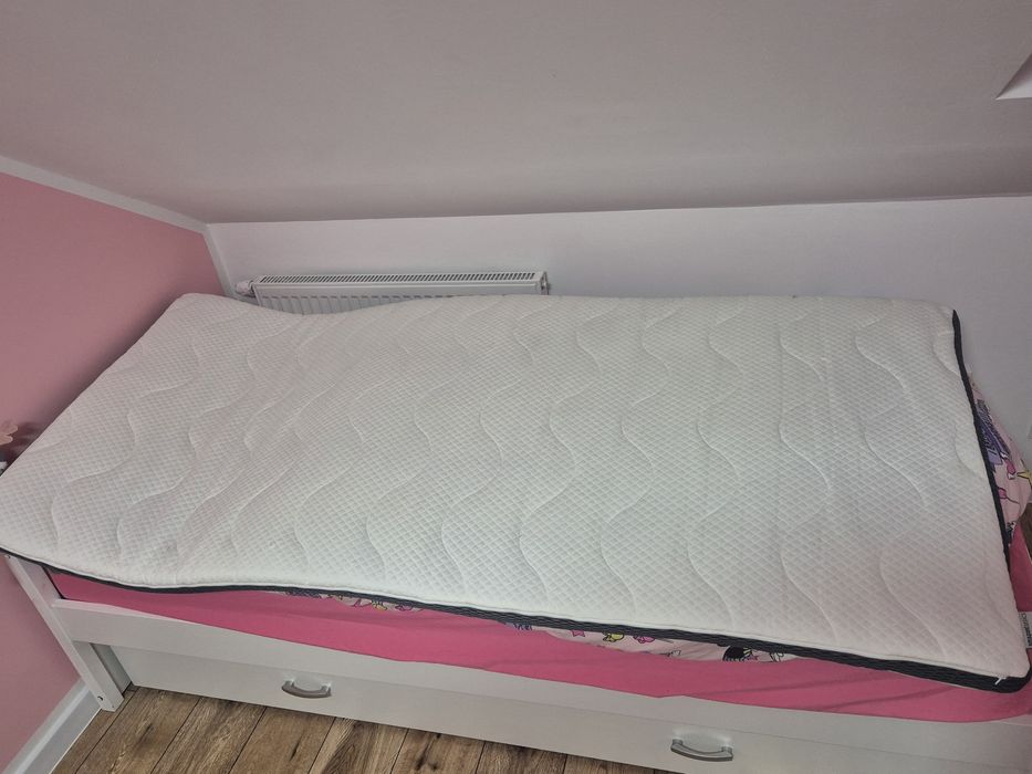 Materac nawierzchniowy Amazon Basic z pianki żelowe 80x190x7cm