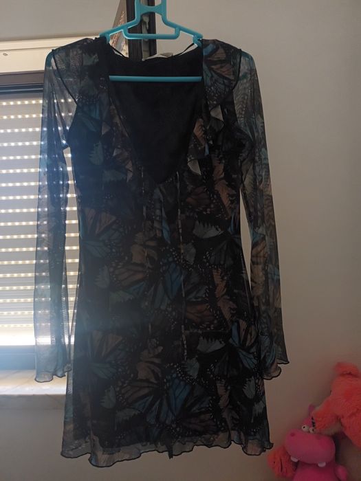 Vestido praticamente novo,  pouco uso