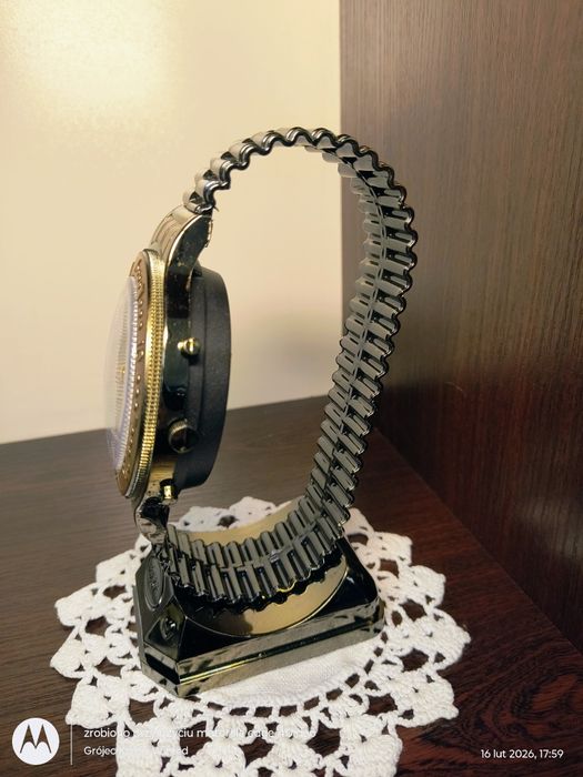 Zegarek stojący plastikowy sprawny