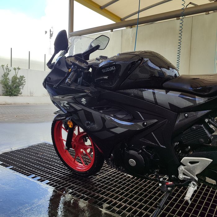Suzuki GSX-R 125