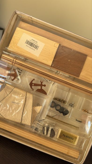 Kit de modelismo naval em madeira
